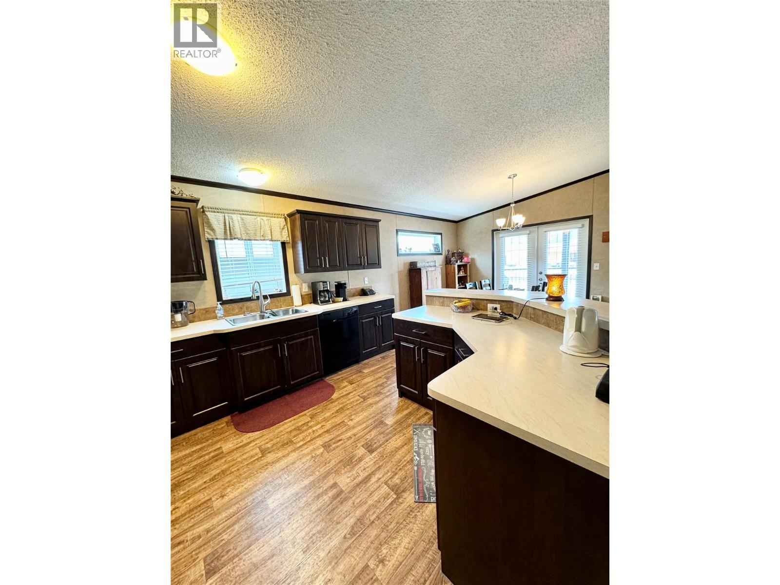 2581 Spring Bank Avenue, Merritt, British Columbia  V1K 1S1 - Photo 6 - 10375873