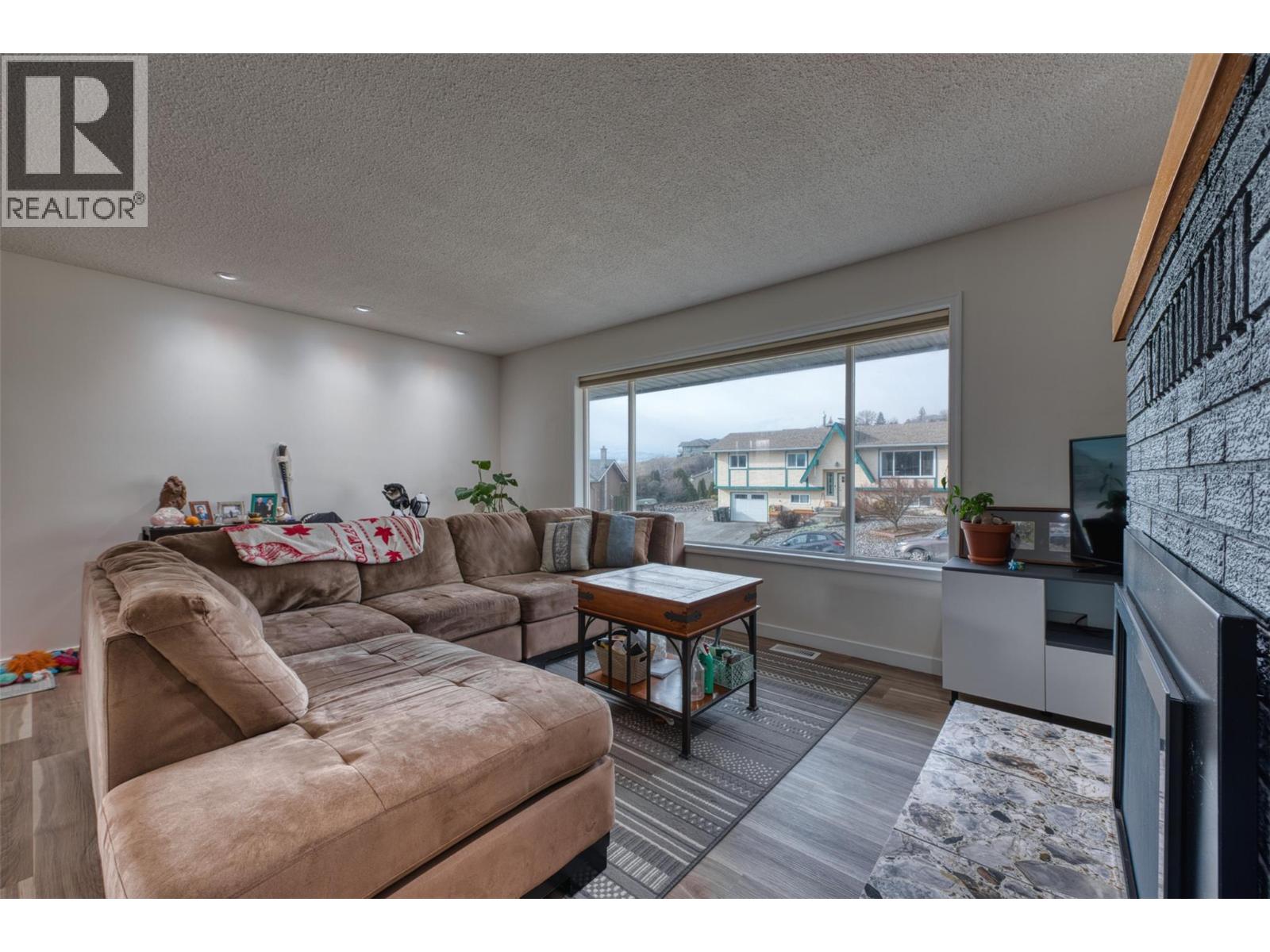 2845 Allenby Way, Vernon, British Columbia  V1T 8R3 - Photo 4 - 10375594