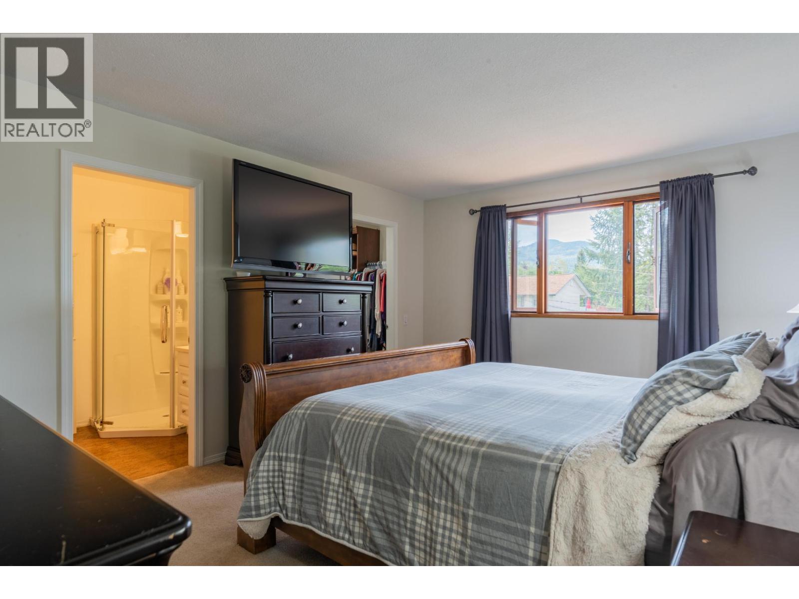 110 Cedar Avenue, Fruitvale, British Columbia  V0G 1L0 - Photo 17 - 10375256