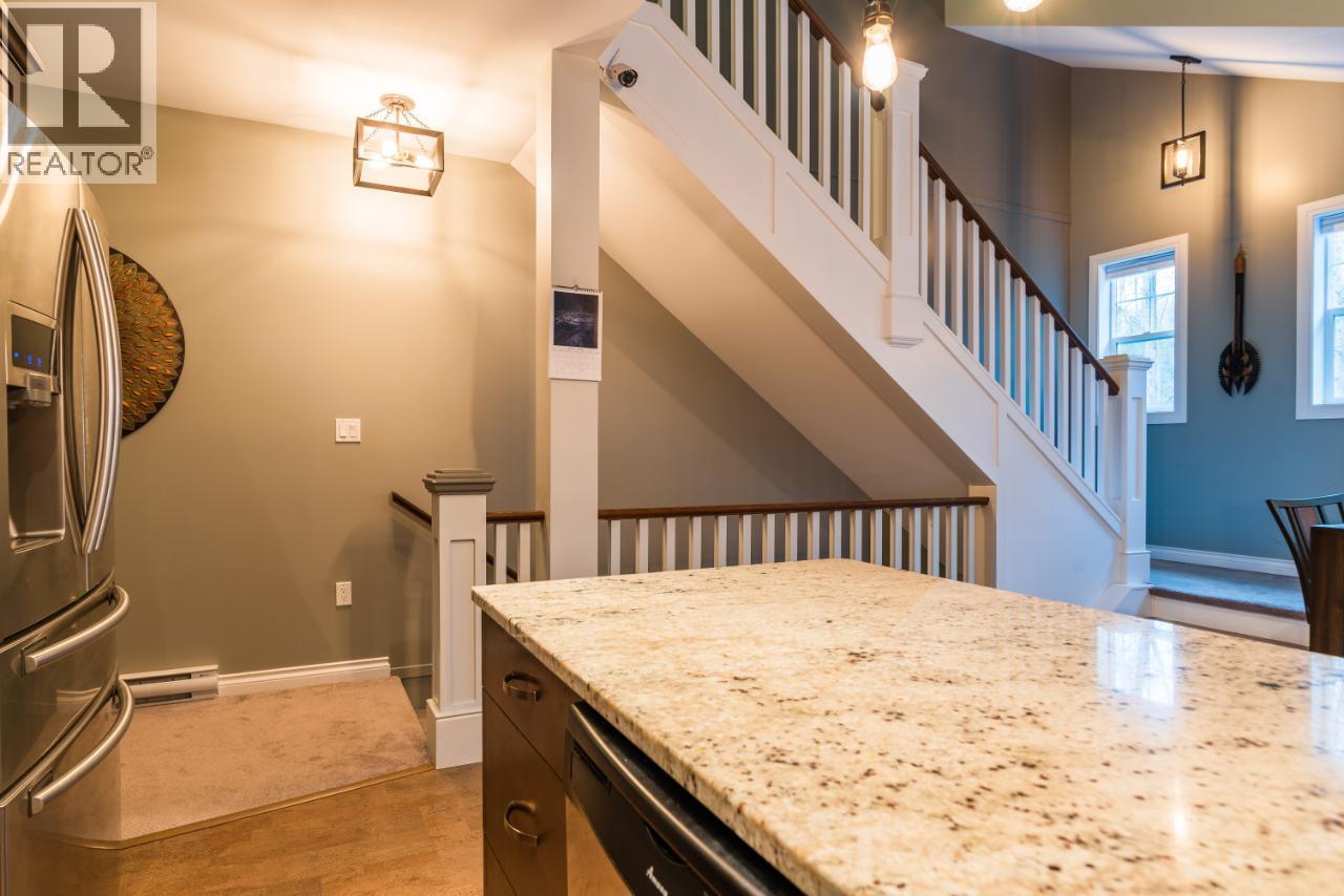 2011 Perrier Road Unit# 203, Nelson, British Columbia  V1L 6Y8 - Photo 11 - 10375933