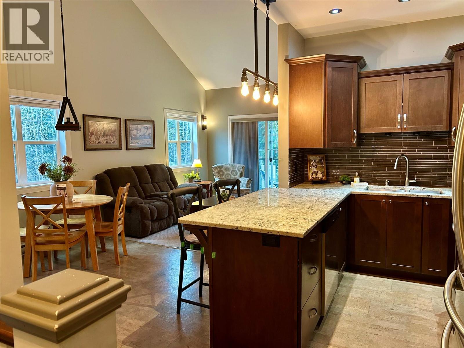 2011 Perrier Road Unit# 203, Nelson, British Columbia  V1L 6Y8 - Photo 5 - 10375933