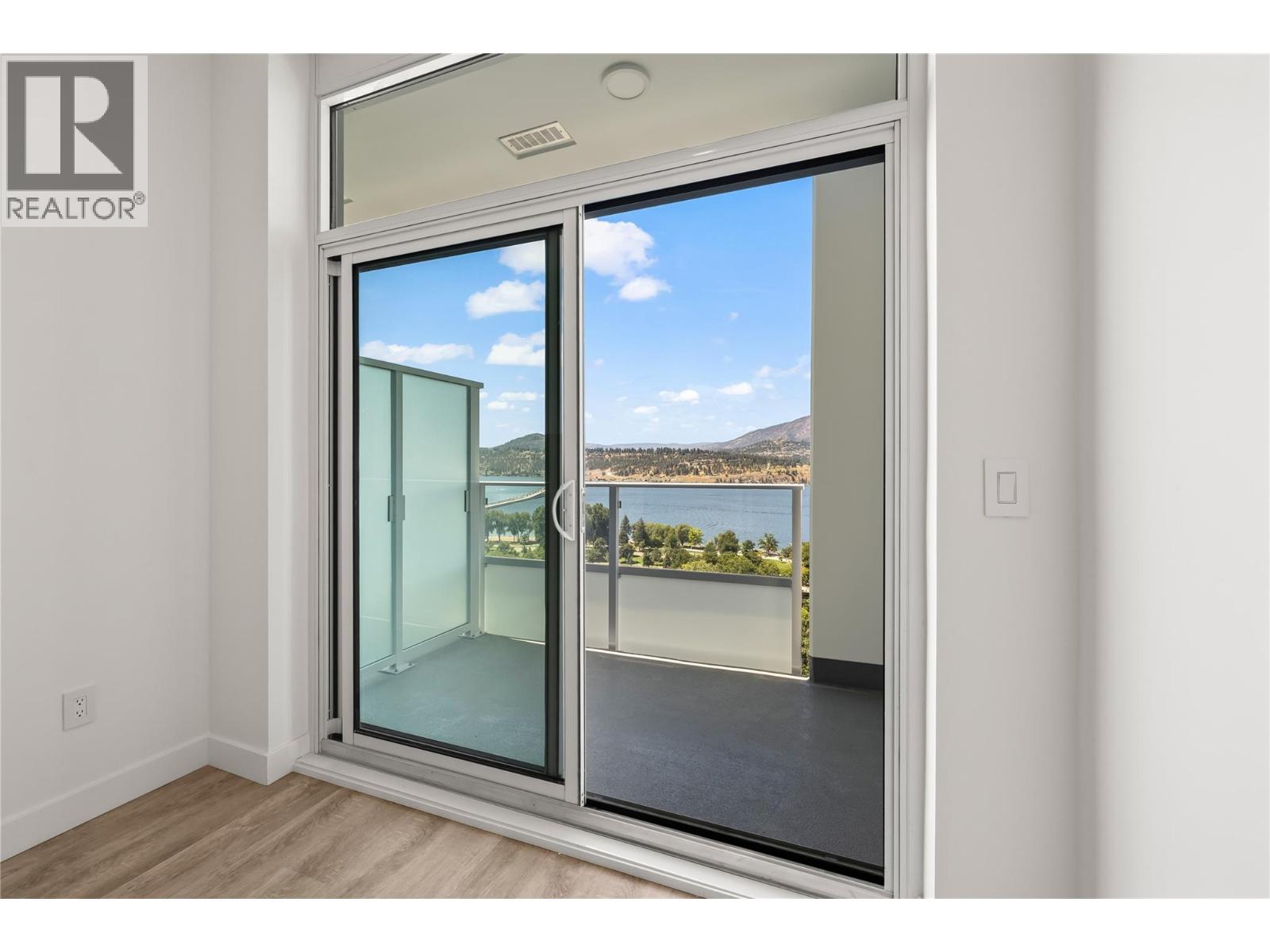 238 Leon Avenue Unit# 2107, Kelowna, British Columbia  V1Y 0N6 - Photo 24 - 10375471