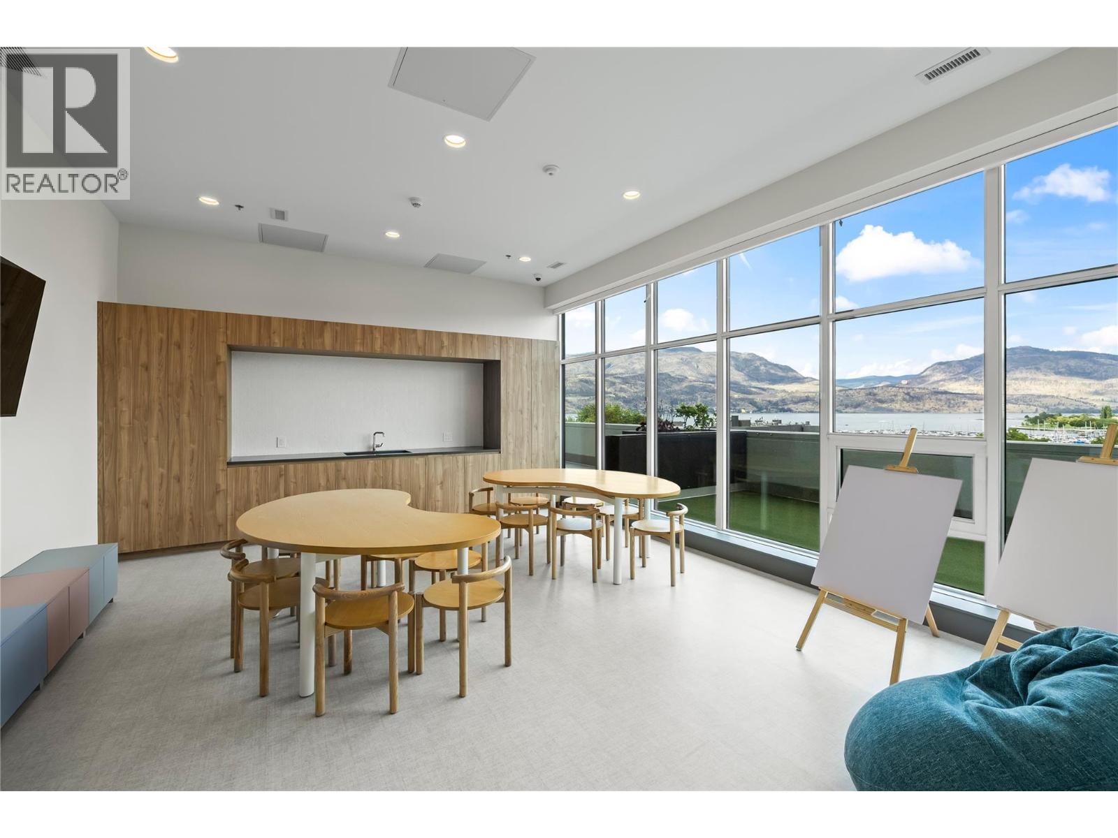 238 Leon Avenue Unit# 2107, Kelowna, British Columbia  V1Y 0N6 - Photo 39 - 10375471