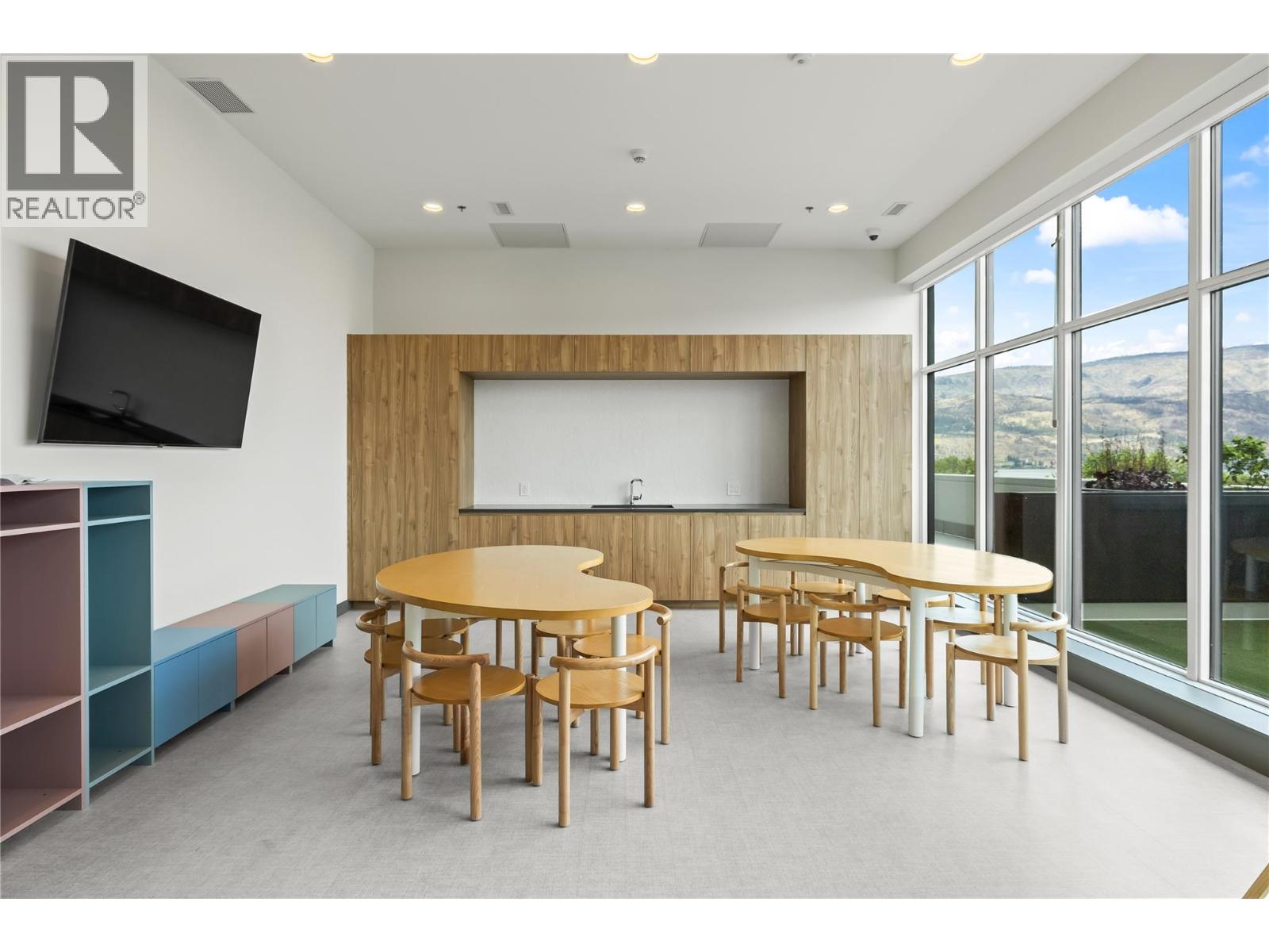 238 Leon Avenue Unit# 2107, Kelowna, British Columbia  V1Y 0N6 - Photo 40 - 10375471