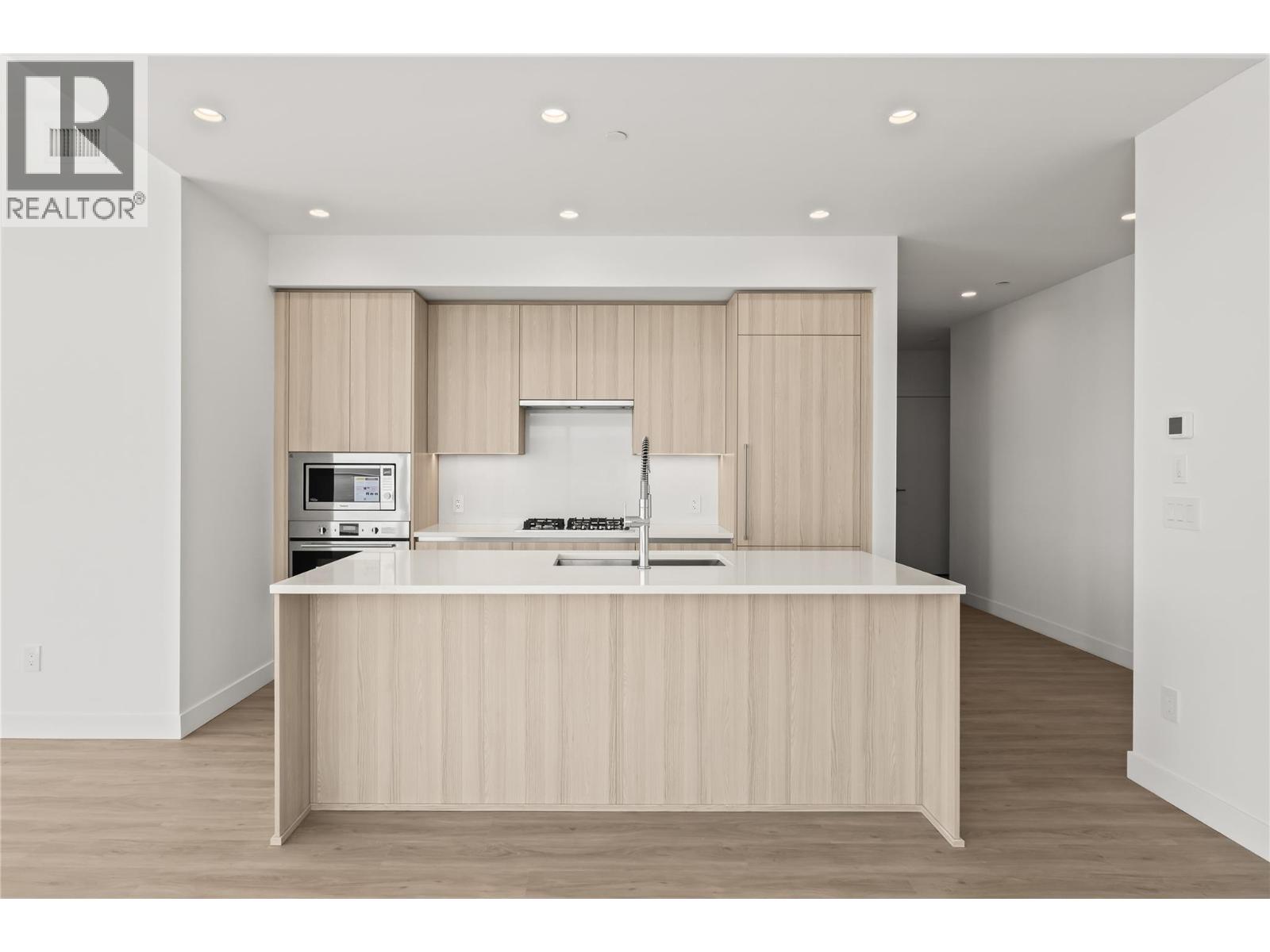 238 Leon Avenue Unit# 2107, Kelowna, British Columbia  V1Y 0N6 - Photo 8 - 10375471