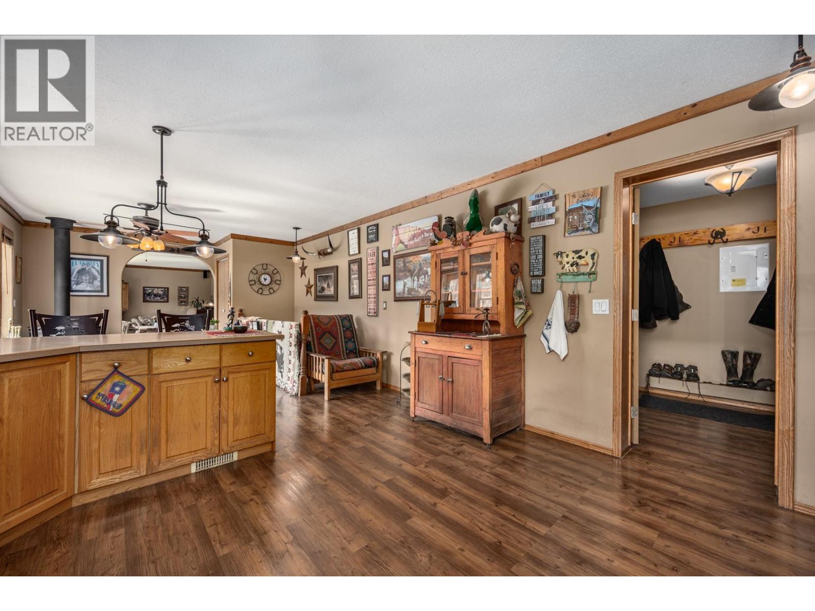 2225 Hazelhurst Road, Merritt, British Columbia  V1K 1N7 - Photo 20 - 10376001
