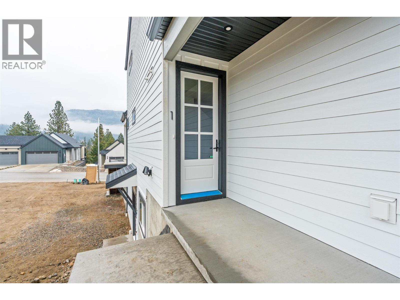 7013 Manning Place, Vernon, British Columbia  V1B 0B6 - Photo 50 - 10376054