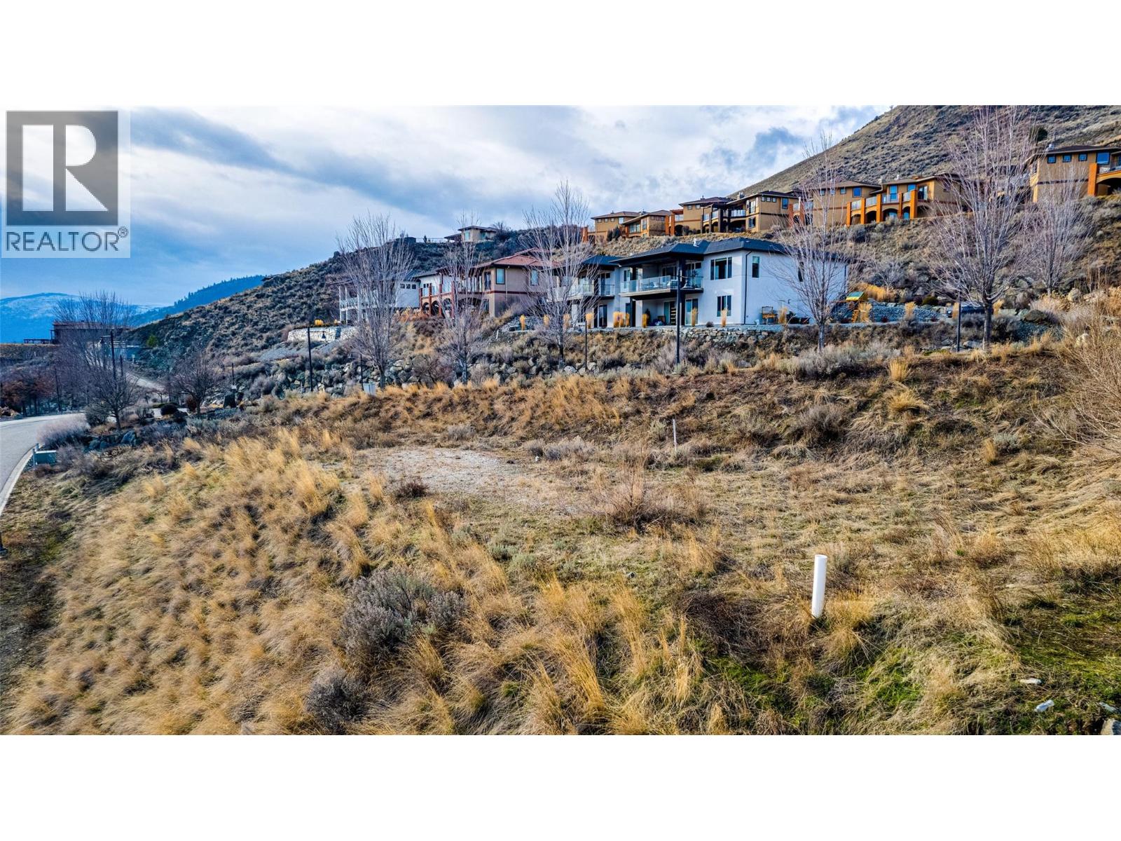 215 Harvest Court, Vernon, British Columbia  V1H 1Z9 - Photo 6 - 10375430