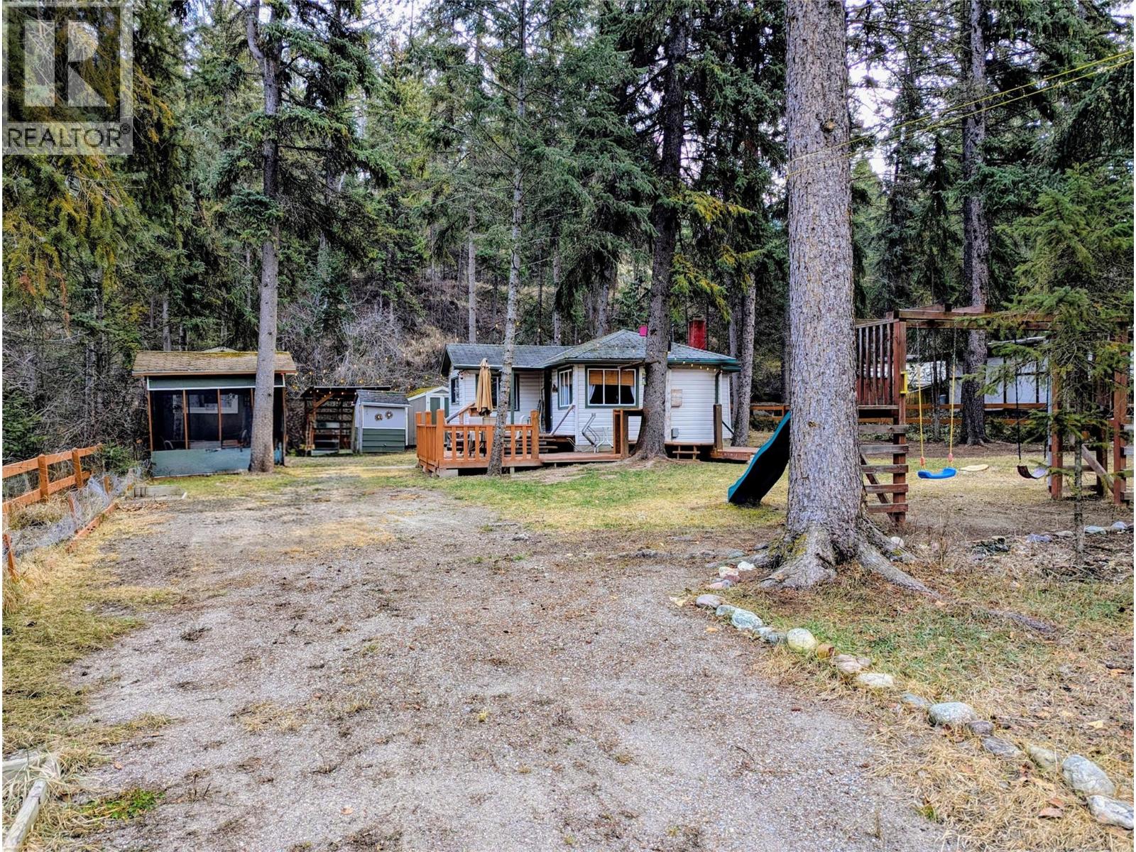 4878 Ogilvey Avenue, Fairmont Hot Springs, British Columbia  V0B 1L1 - Photo 20 - 10375789