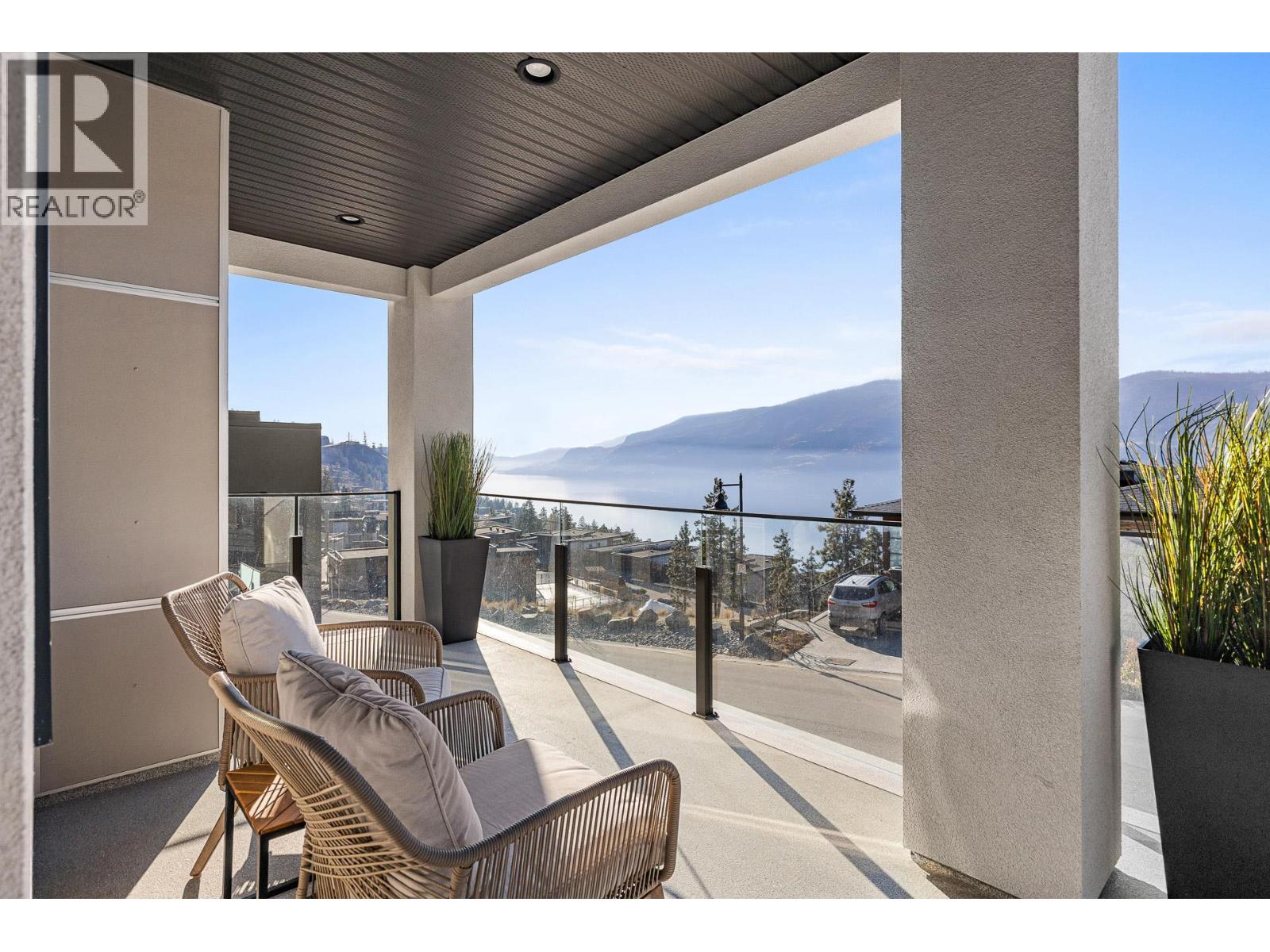 3605 Mckinley Beach Drive, Kelowna, British Columbia  V1V 3G2 - Photo 8 - 10375979