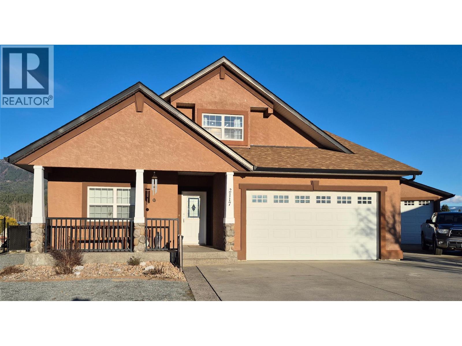 2117 Heitman Street, Enderby, British Columbia  V4Y 4M5 - Photo 1 - 10375735