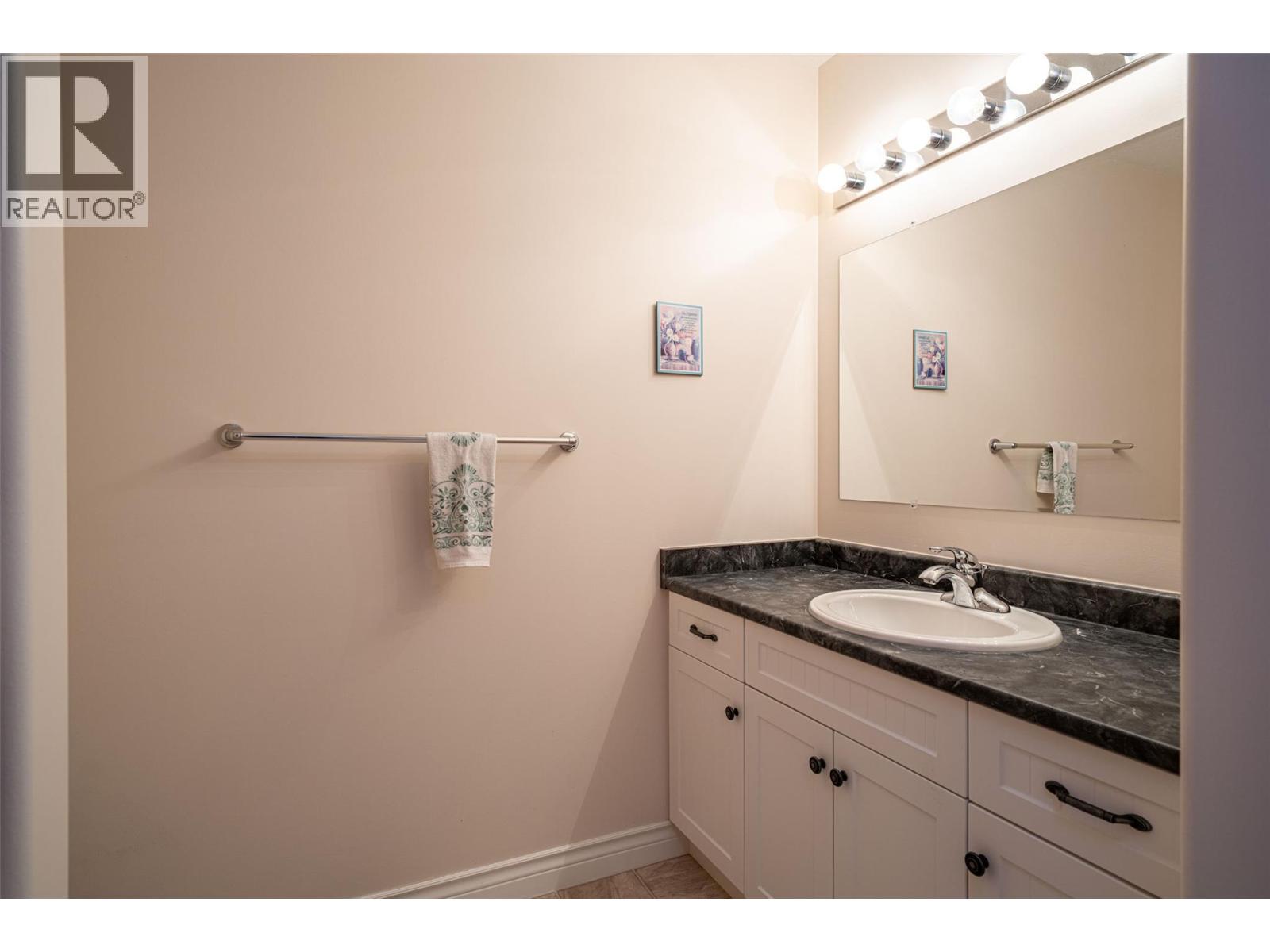 2117 Heitman Street, Enderby, British Columbia  V4Y 4M5 - Photo 34 - 10375735