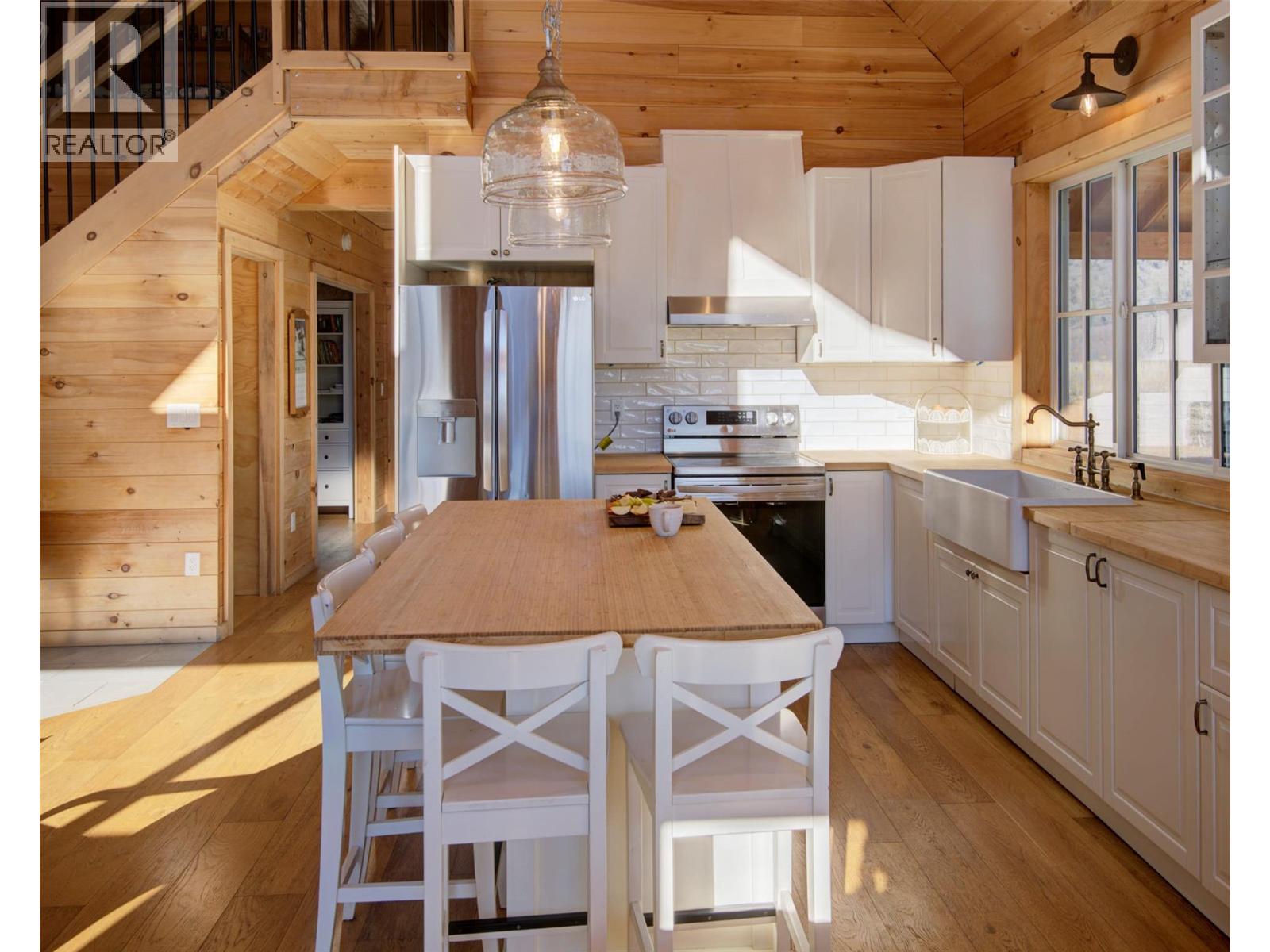 730 Six Mile Creek Road, Vernon, British Columbia  V1H 2H1 - Photo 10 - 10375787