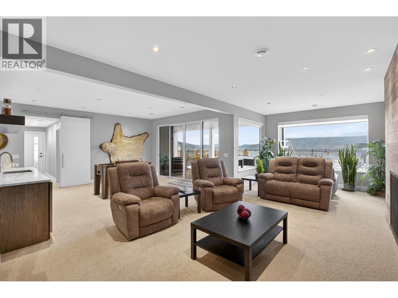 9882 Beacon Hill Drive, Lake Country, British Columbia  V4V 0A9 - Photo 43 - 10374925