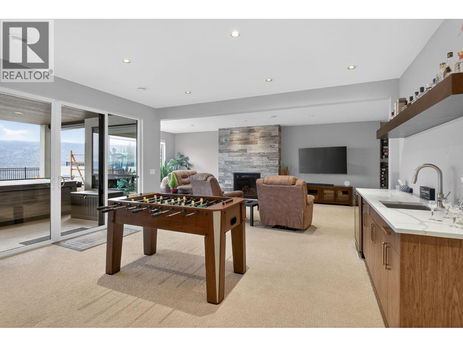 9882 Beacon Hill Drive, Lake Country, British Columbia  V4V 0A9 - Photo 47 - 10374925