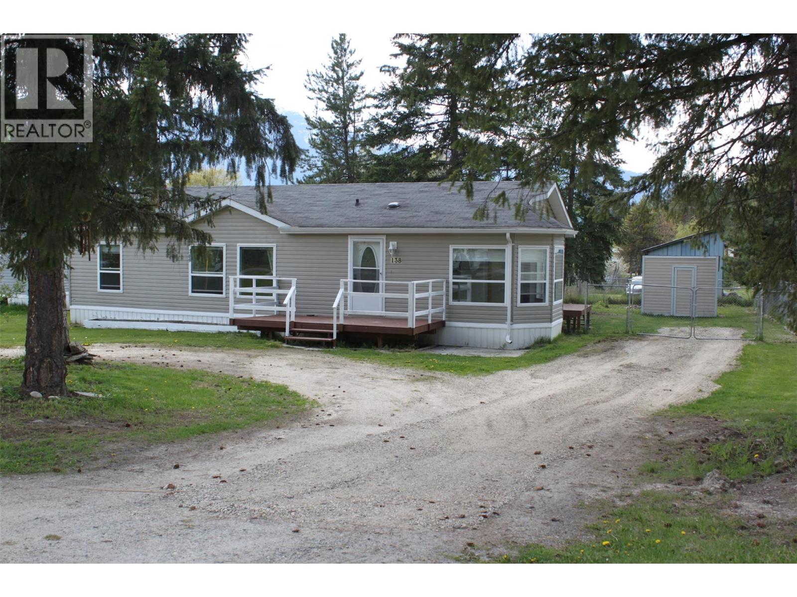 138 Cotswold Road, Nakusp, British Columbia  V0G 1R0 - Photo 3 - 10376109