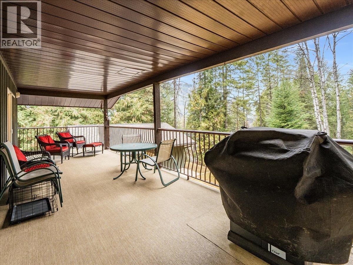 2162 Old Salmo Road, Fruitvale, British Columbia  V0G 1L1 - Photo 20 - 10376108