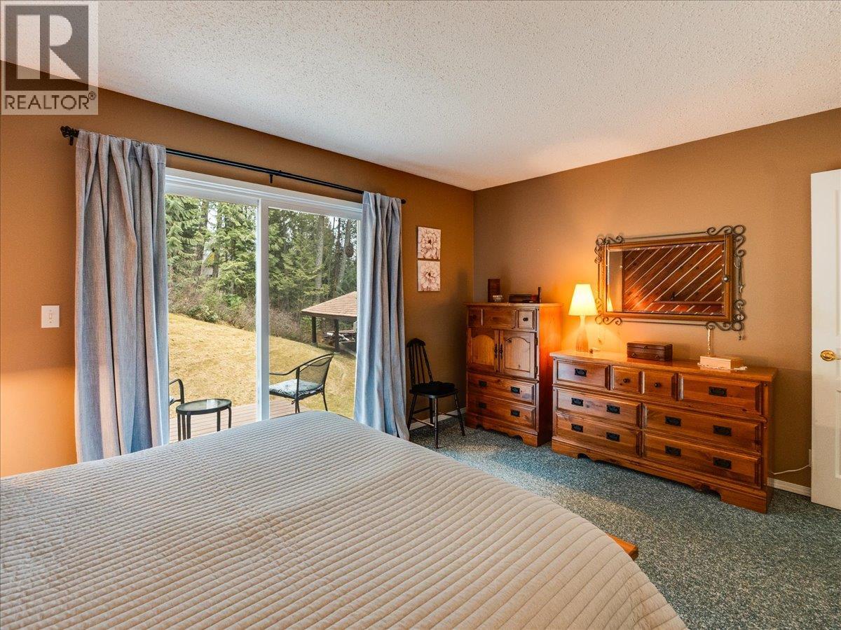 2162 Old Salmo Road, Fruitvale, British Columbia  V0G 1L1 - Photo 30 - 10376108