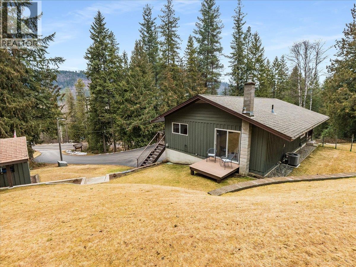 2162 Old Salmo Road, Fruitvale, British Columbia  V0G 1L1 - Photo 33 - 10376108