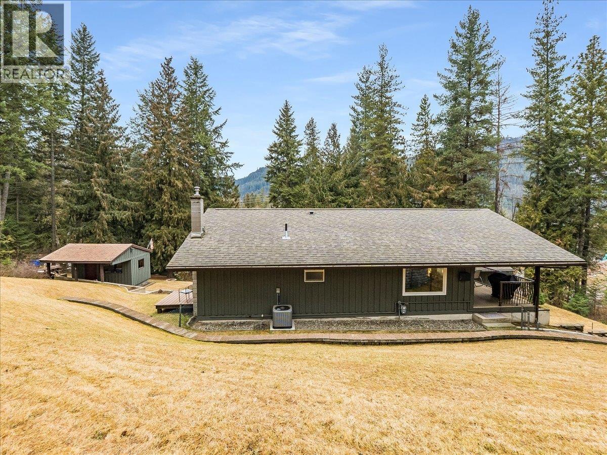 2162 Old Salmo Road, Fruitvale, British Columbia  V0G 1L1 - Photo 35 - 10376108