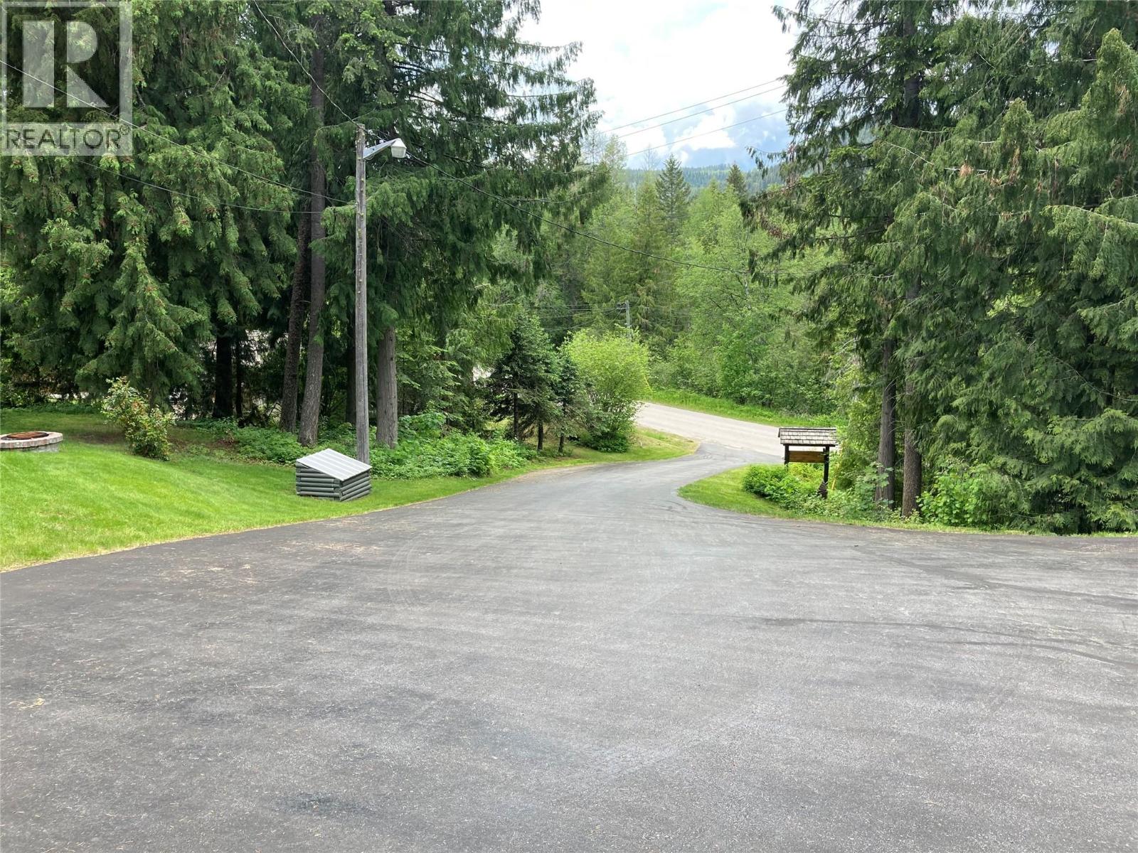 2162 Old Salmo Road, Fruitvale, British Columbia  V0G 1L1 - Photo 40 - 10376108