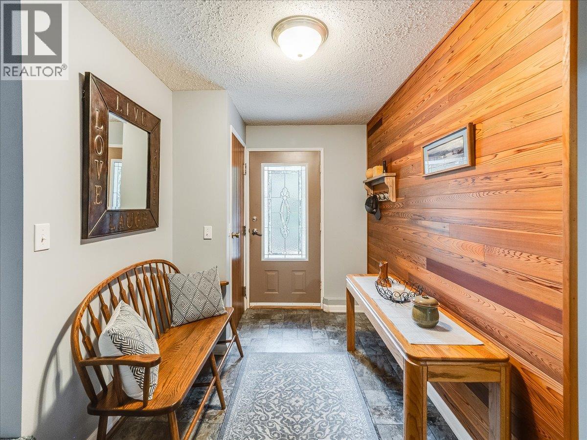 2162 Old Salmo Road, Fruitvale, British Columbia  V0G 1L1 - Photo 41 - 10376108