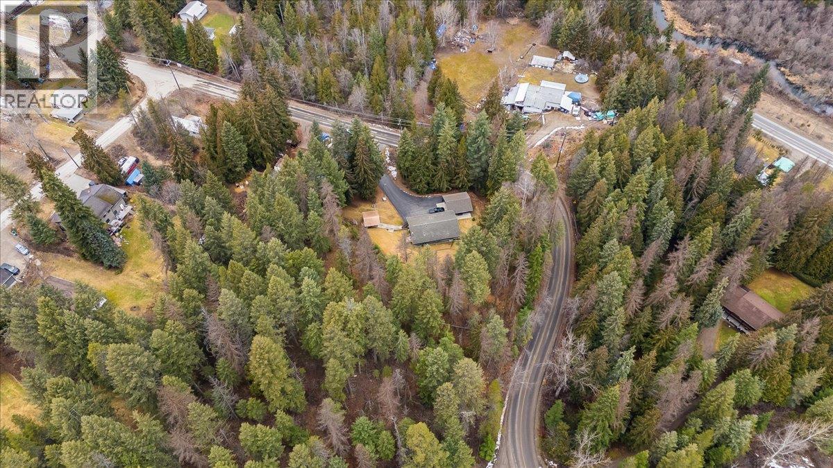 2162 Old Salmo Road, Fruitvale, British Columbia  V0G 1L1 - Photo 63 - 10376108