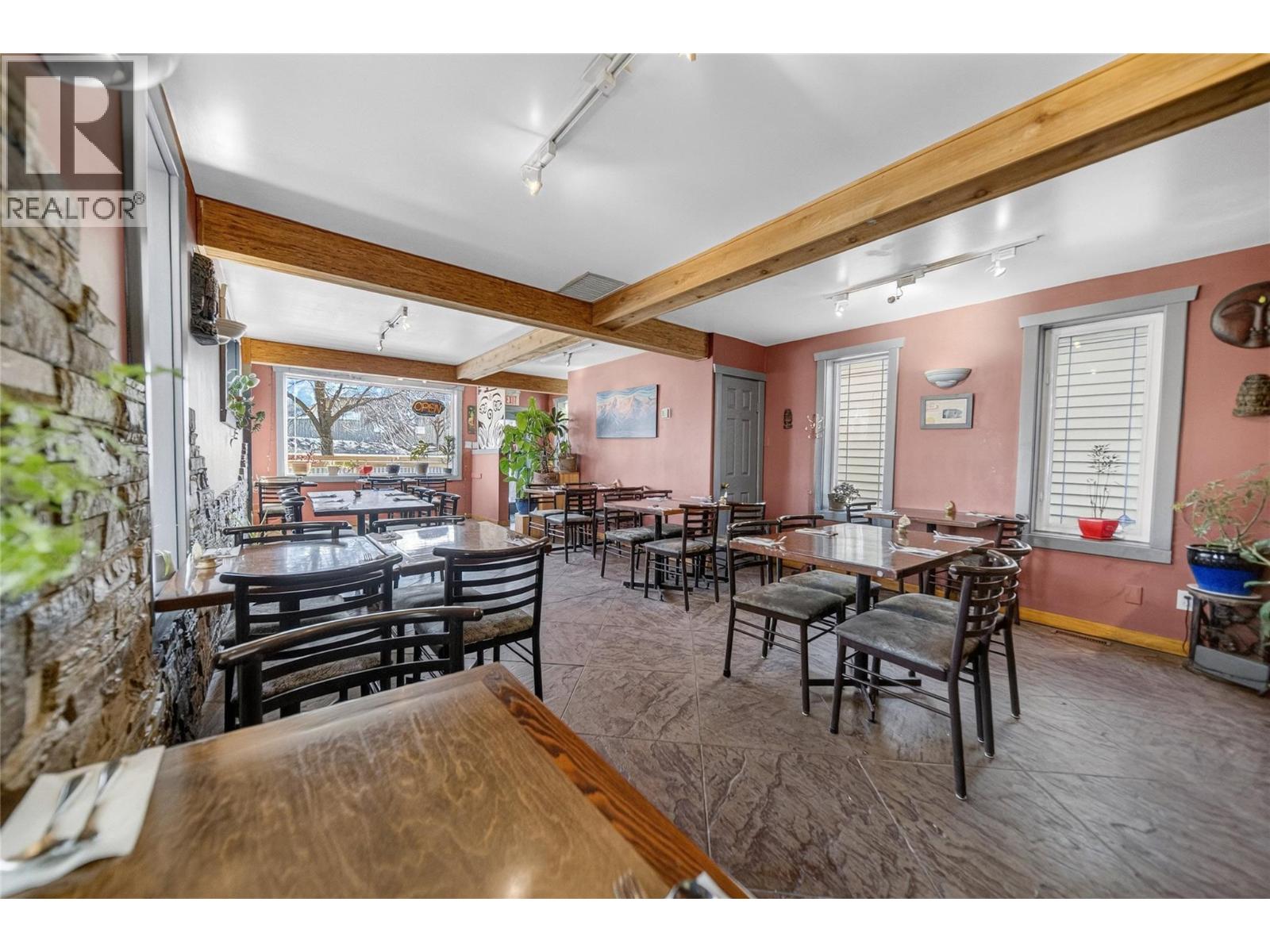 931 7th Avenue, Fernie, British Columbia  V0B 1M0 - Photo 11 - 10376045