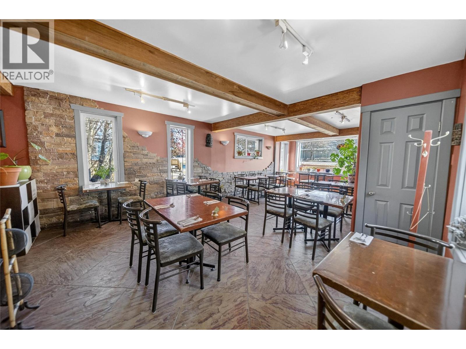 931 7th Avenue, Fernie, British Columbia  V0B 1M0 - Photo 12 - 10376045