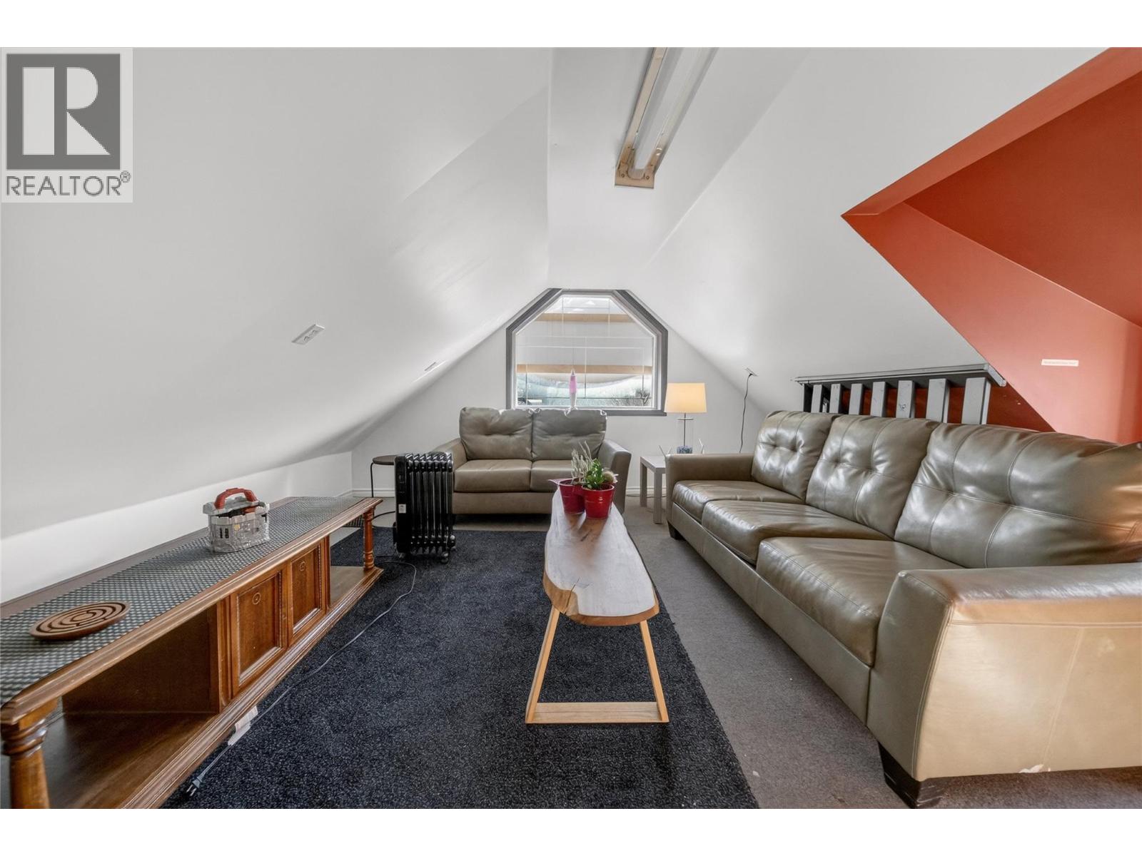 931 7th Avenue, Fernie, British Columbia  V0B 1M0 - Photo 24 - 10376045