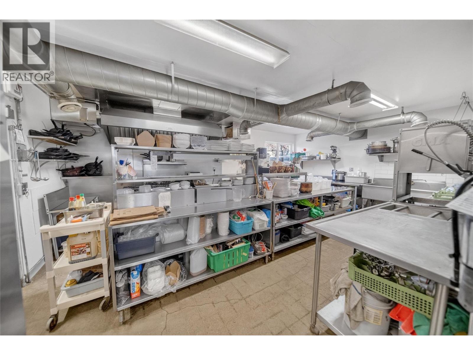 931 7th Avenue, Fernie, British Columbia  V0B 1M0 - Photo 28 - 10376045