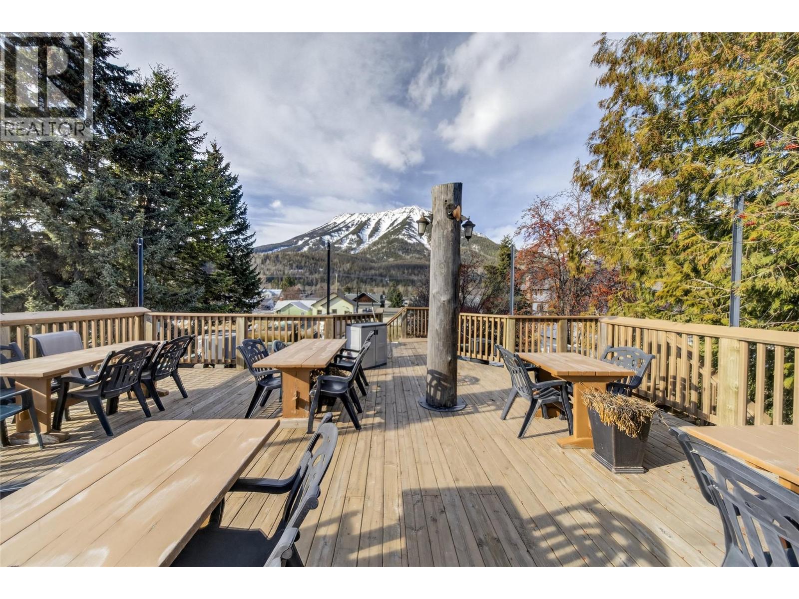 931 7th Avenue, Fernie, British Columbia  V0B 1M0 - Photo 44 - 10376045