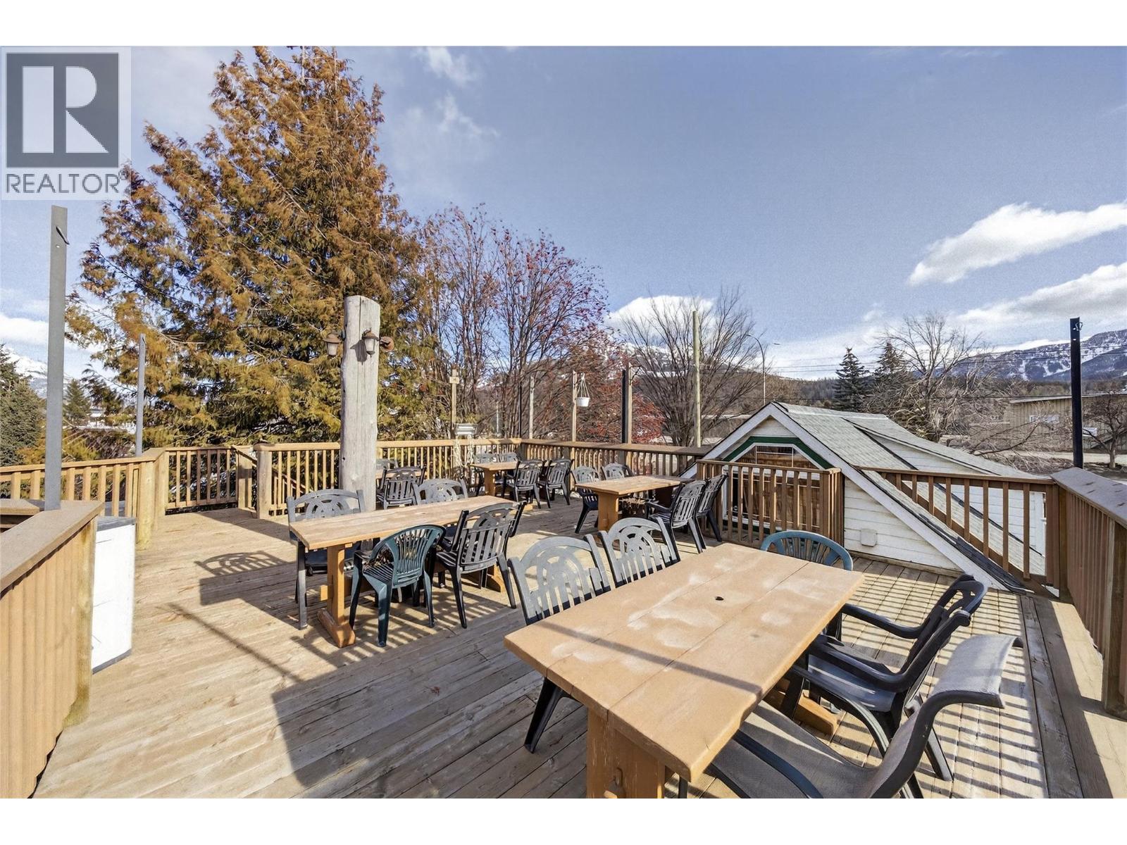 931 7th Avenue, Fernie, British Columbia  V0B 1M0 - Photo 46 - 10376045