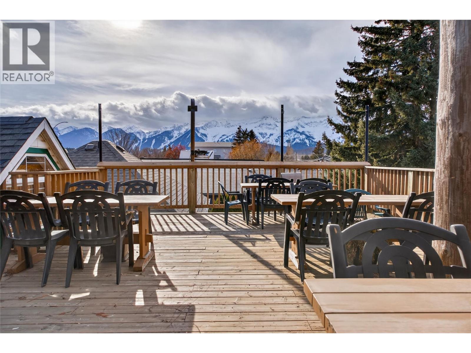 931 7th Avenue, Fernie, British Columbia  V0B 1M0 - Photo 47 - 10376045