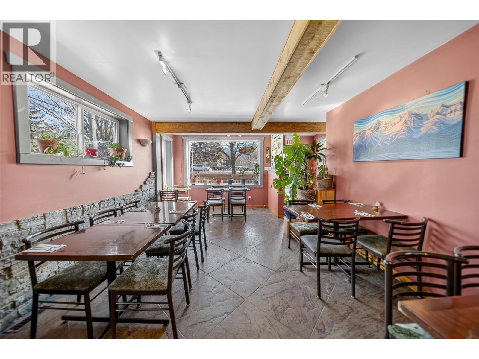 931 7th Avenue, Fernie, British Columbia  V0B 1M0 - Photo 9 - 10376045