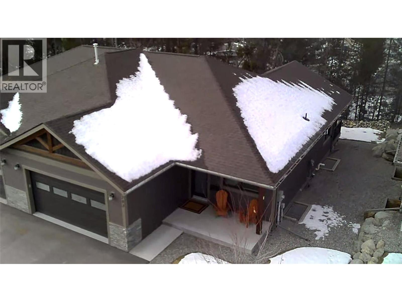 2703 Huckleberry Lane, Kimberley, British Columbia  V1A 3E4 - Photo 2 - 10376111