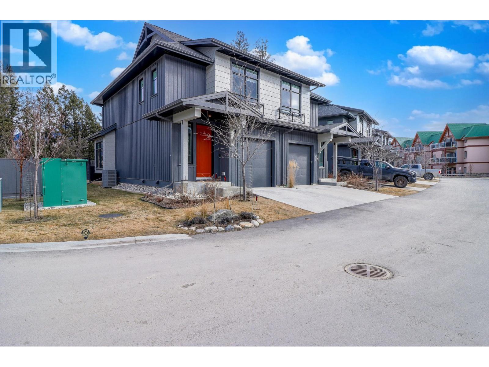 703 15a Crescent Unit# 15, Invermere, British Columbia  V0A 1K0 - Photo 2 - 10376101