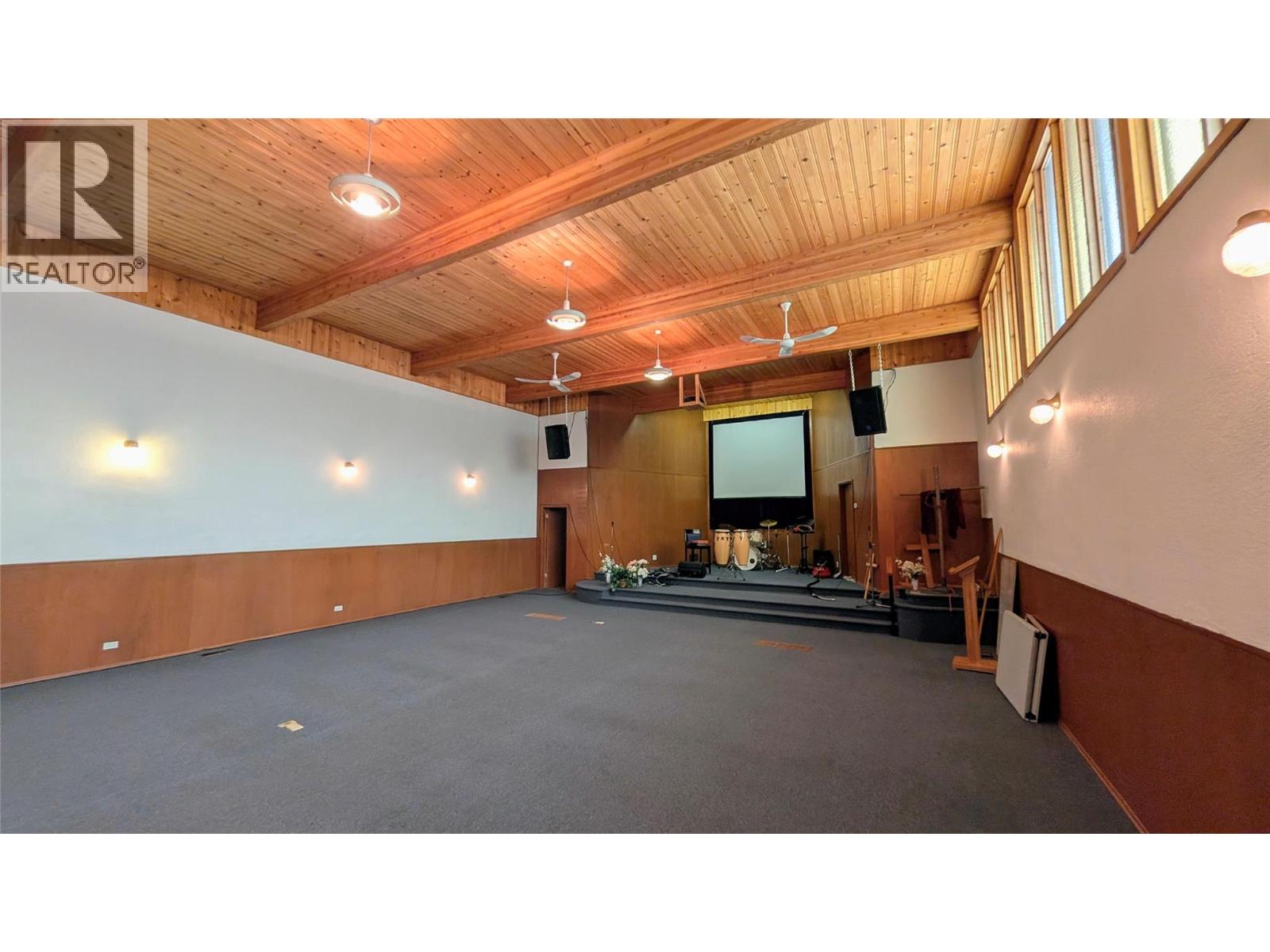 105 Howard Street, Kimberley, British Columbia  V1A 2G5 - Photo 4 - 10375888