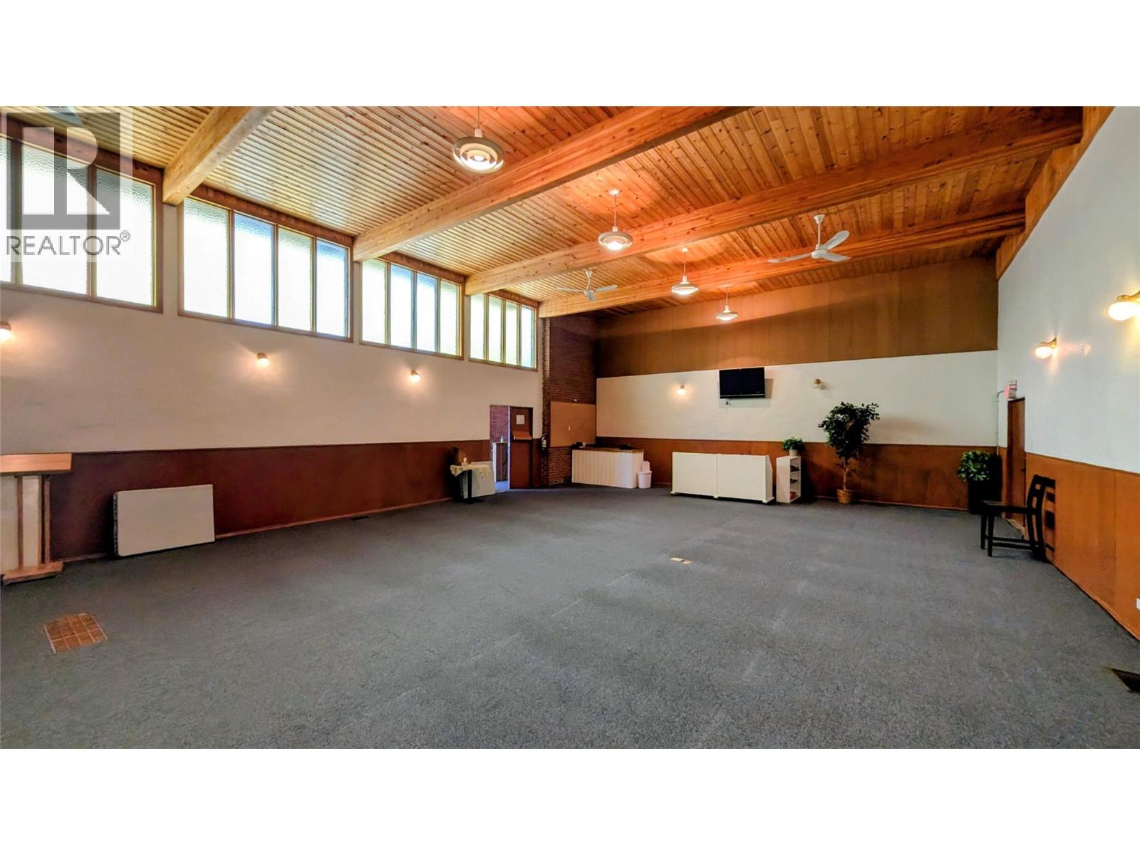 105 Howard Street, Kimberley, British Columbia  V1A 2G5 - Photo 5 - 10375888