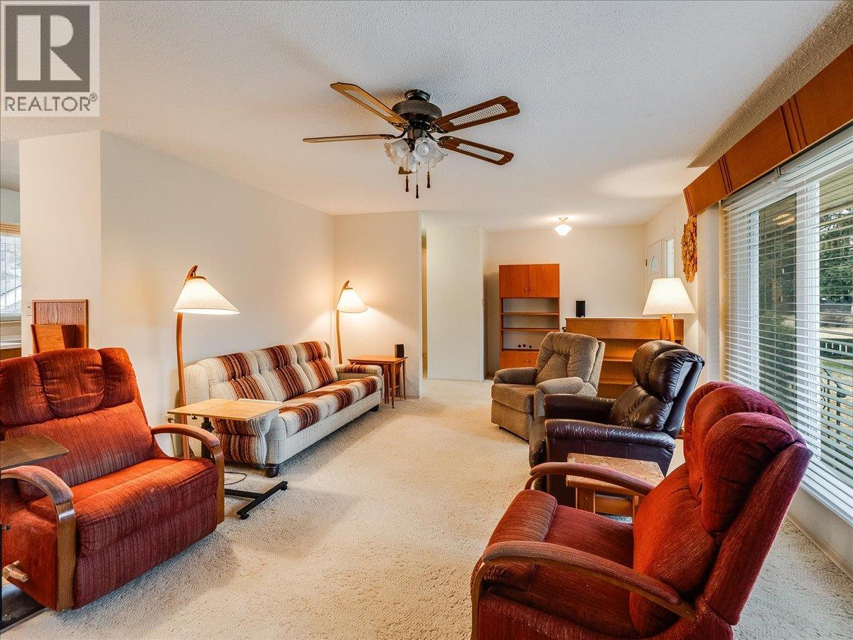 130 100th Street, Castlegar, British Columbia  V1N 3C5 - Photo 32 - 10375487