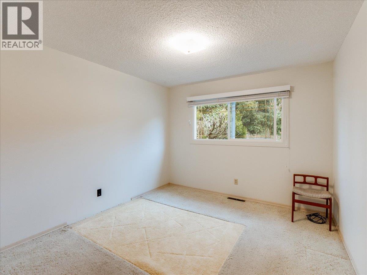 130 100th Street, Castlegar, British Columbia  V1N 3C5 - Photo 48 - 10375487