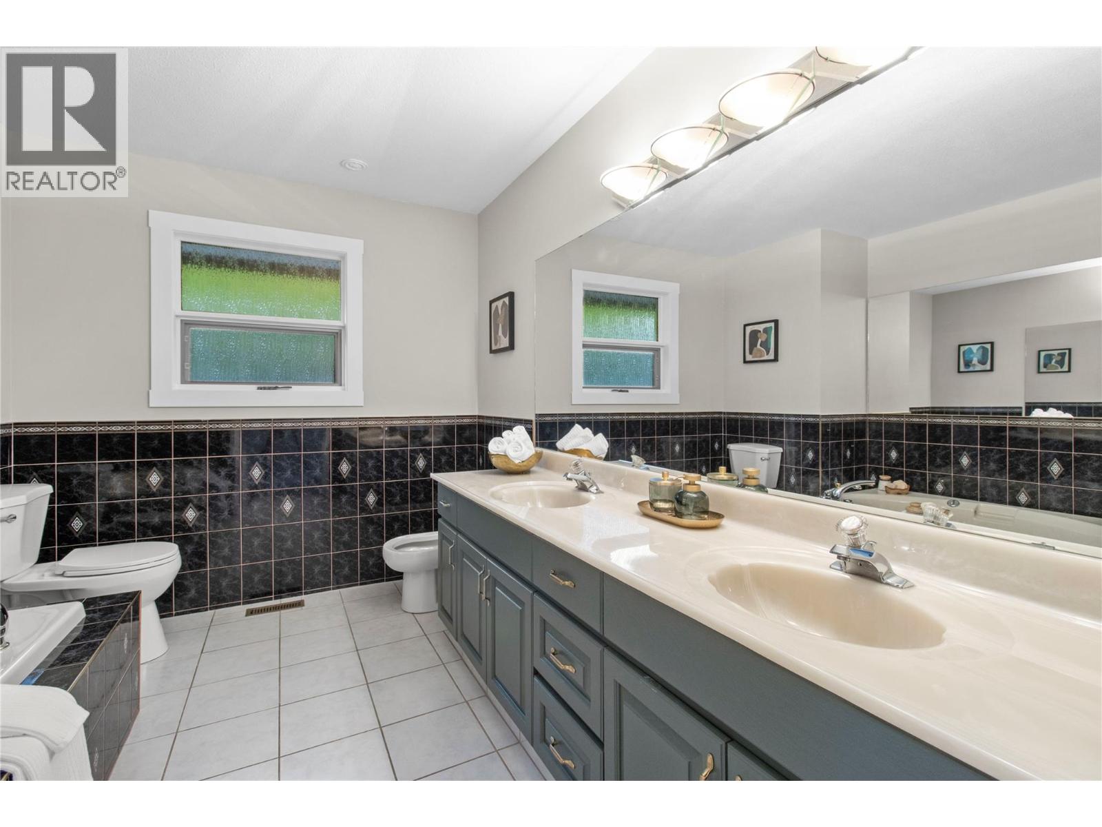 2484 Sunrise Boulevard, Blind Bay, British Columbia  V0E 2W2 - Photo 43 - 10375201