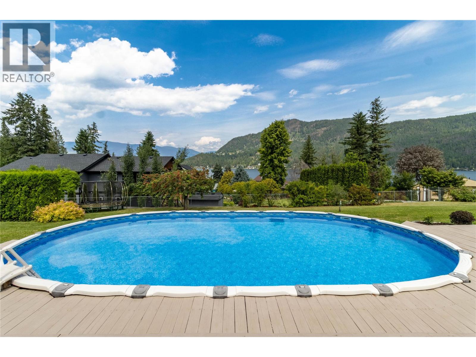 2484 Sunrise Boulevard, Blind Bay, British Columbia  V0E 2W2 - Photo 8 - 10375201