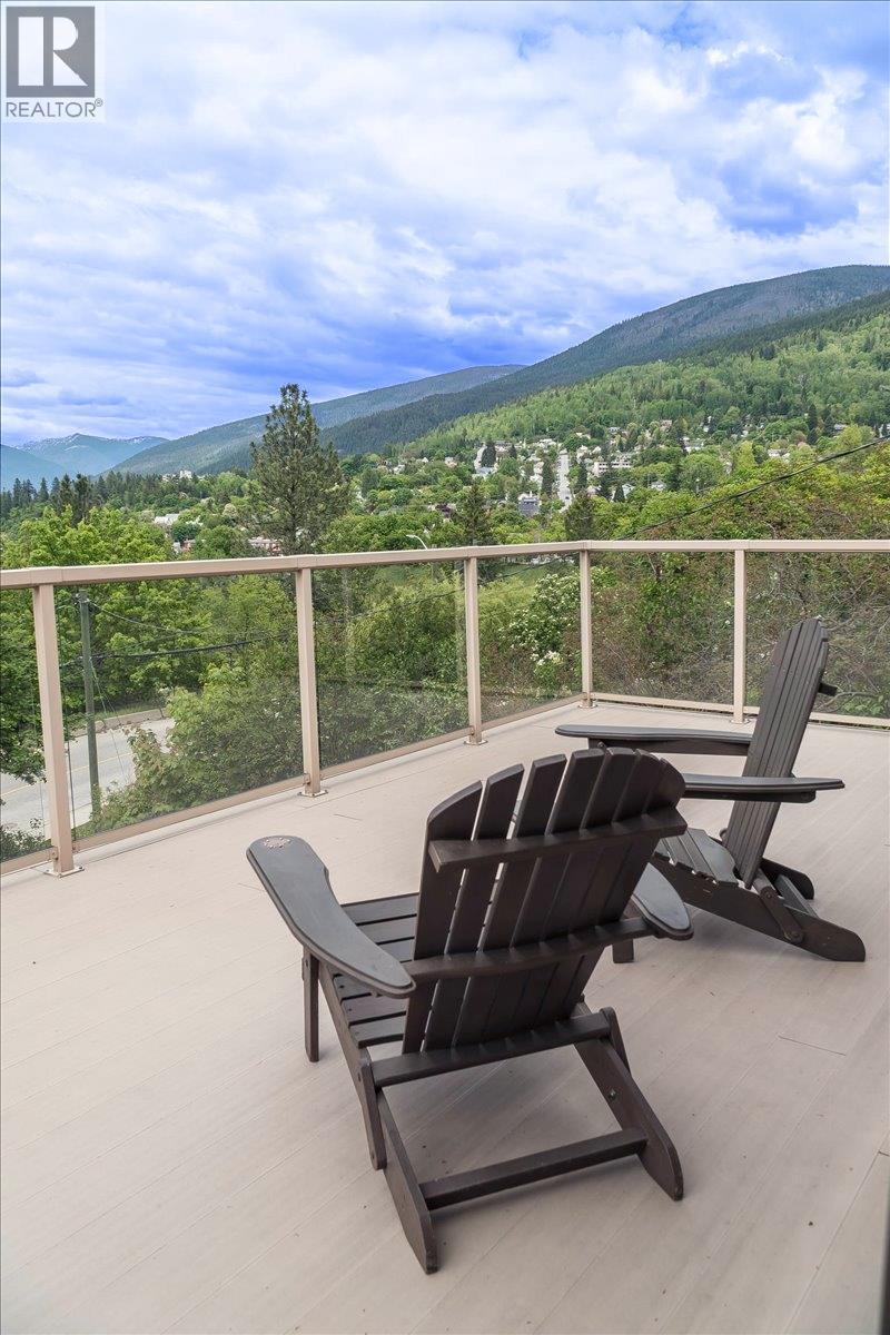 417 Hamilton Avenue, Nelson, British Columbia  V1L 3G1 - Photo 20 - 10374902
