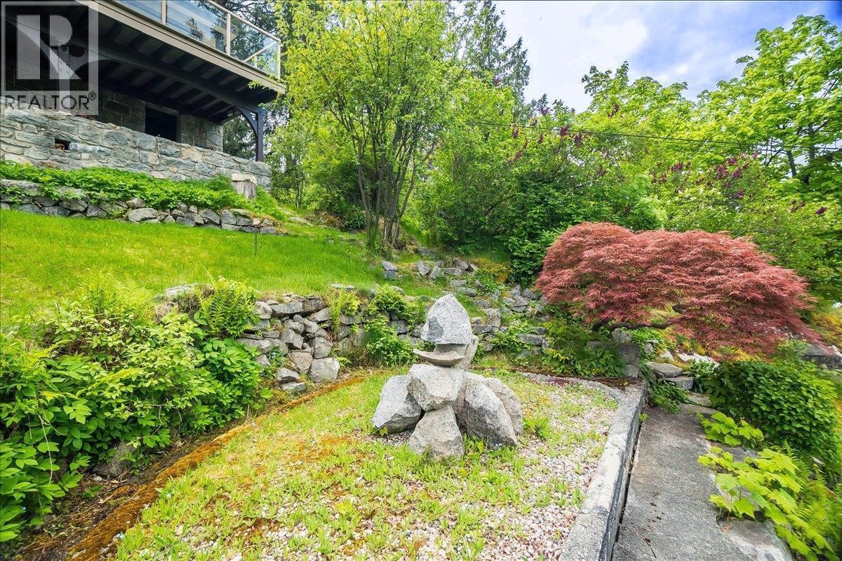 417 Hamilton Avenue, Nelson, British Columbia  V1L 3G1 - Photo 69 - 10374902