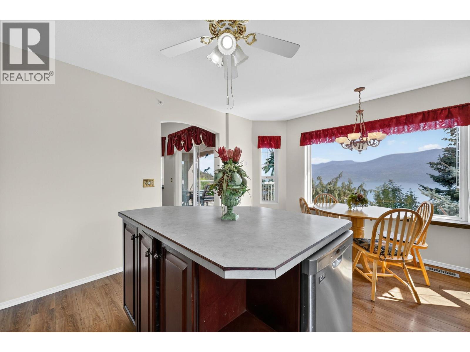 5220 Sutherland Road, Peachland, British Columbia  V0H 1X0 - Photo 10 - 10372486