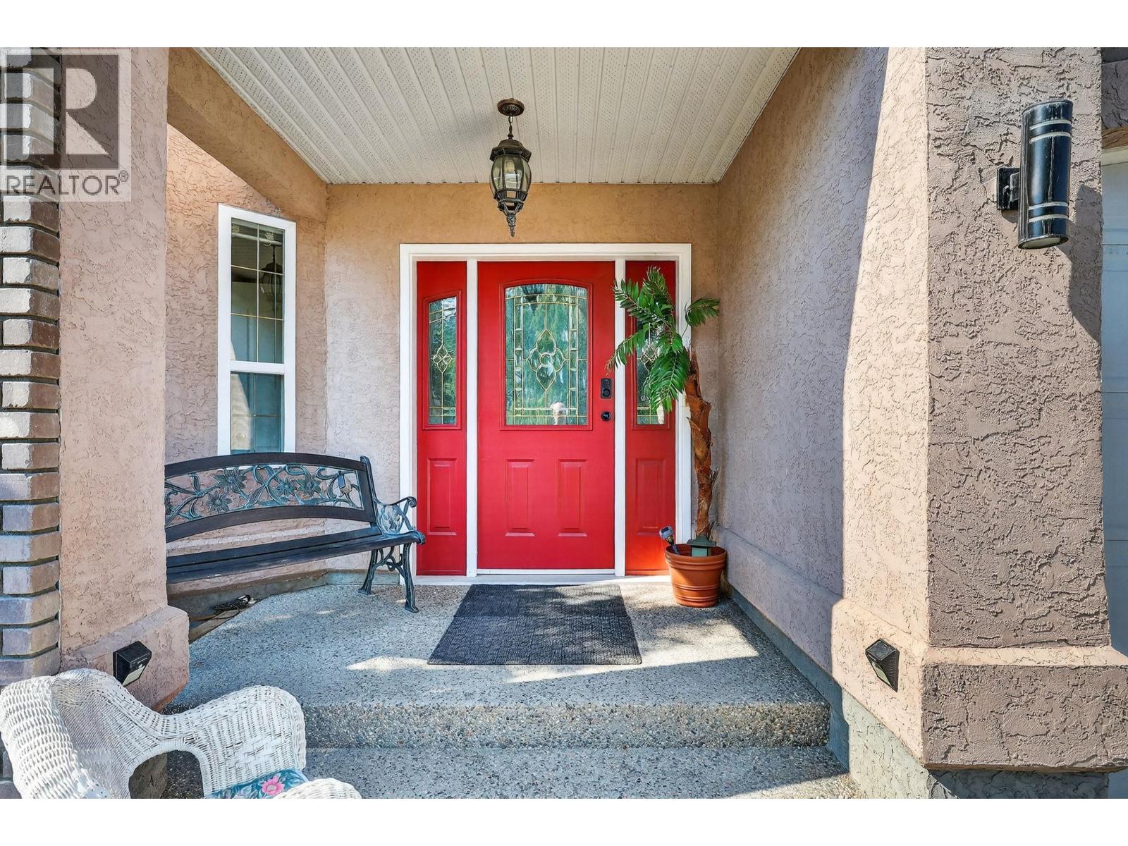 5220 Sutherland Road, Peachland, British Columbia  V0H 1X0 - Photo 5 - 10372486