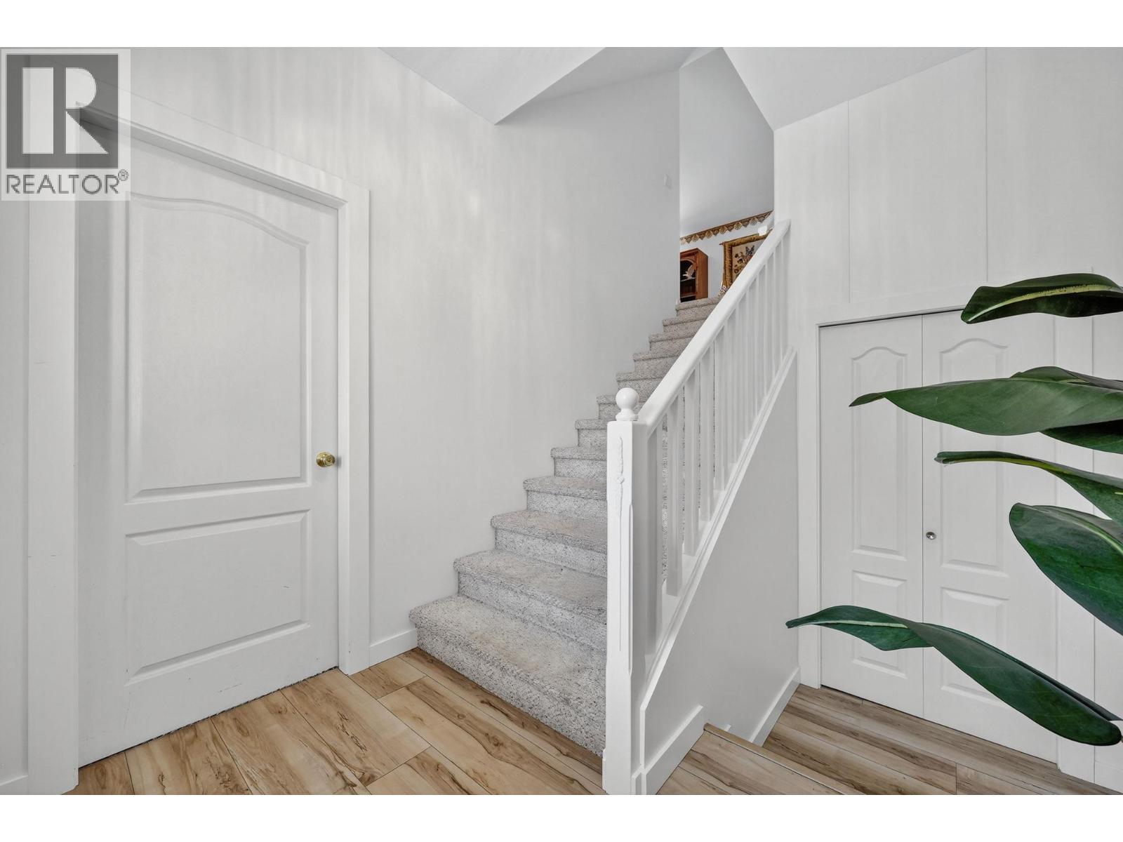 5220 Sutherland Road, Peachland, British Columbia  V0H 1X0 - Photo 7 - 10372486