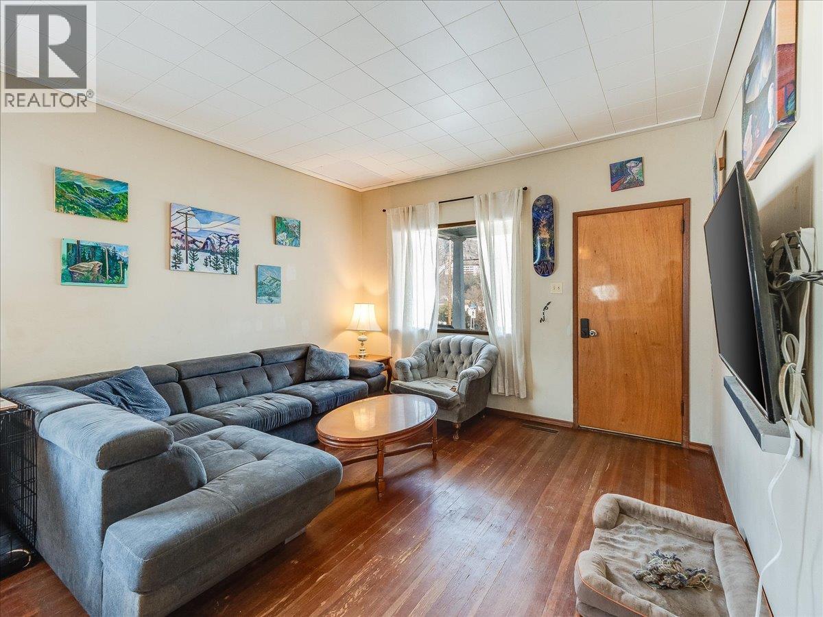 1706 Fourth Avenue, Trail, British Columbia  V1R 1S8 - Photo 19 - 10375475