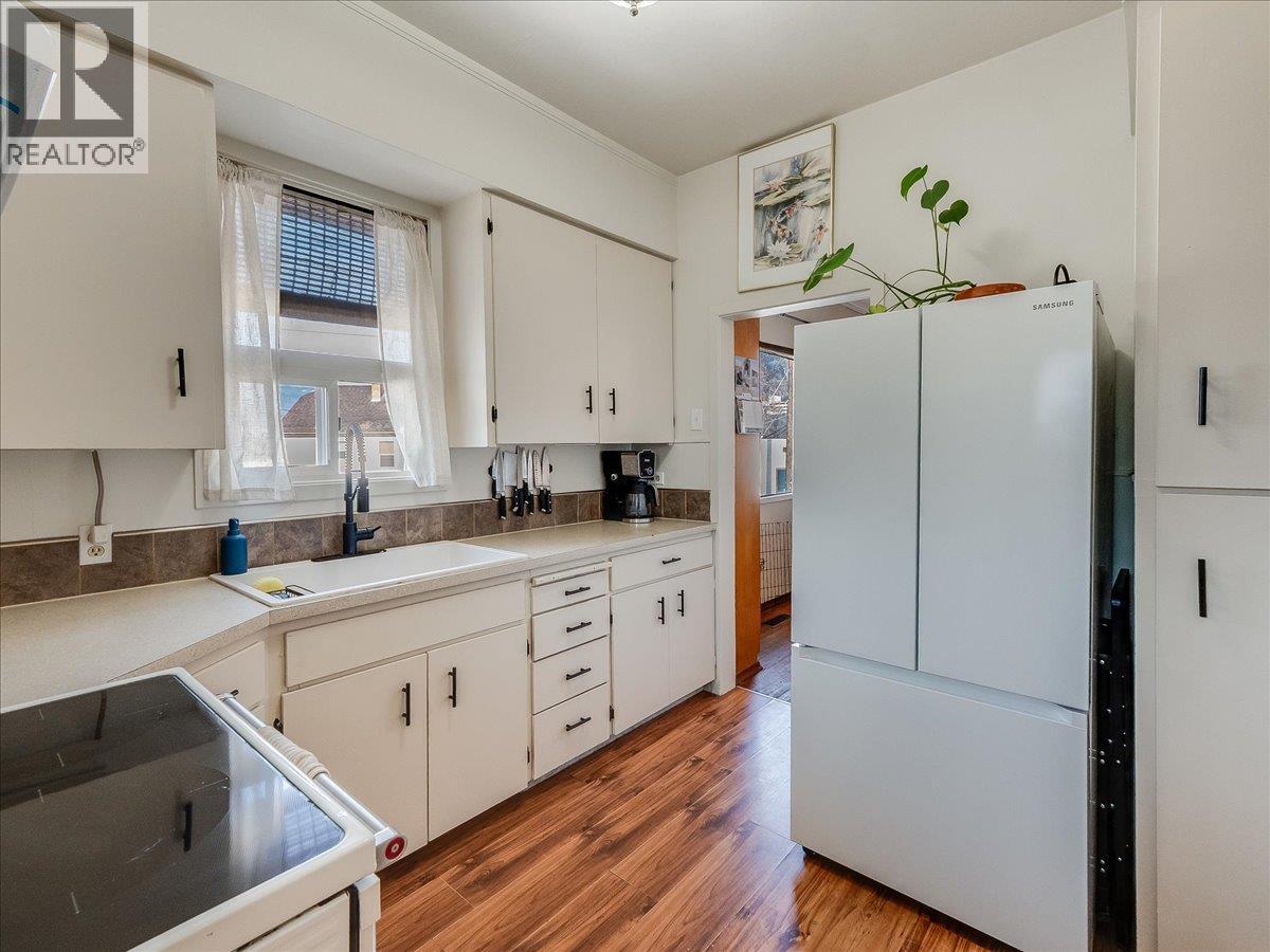 1706 Fourth Avenue, Trail, British Columbia  V1R 1S8 - Photo 27 - 10375475